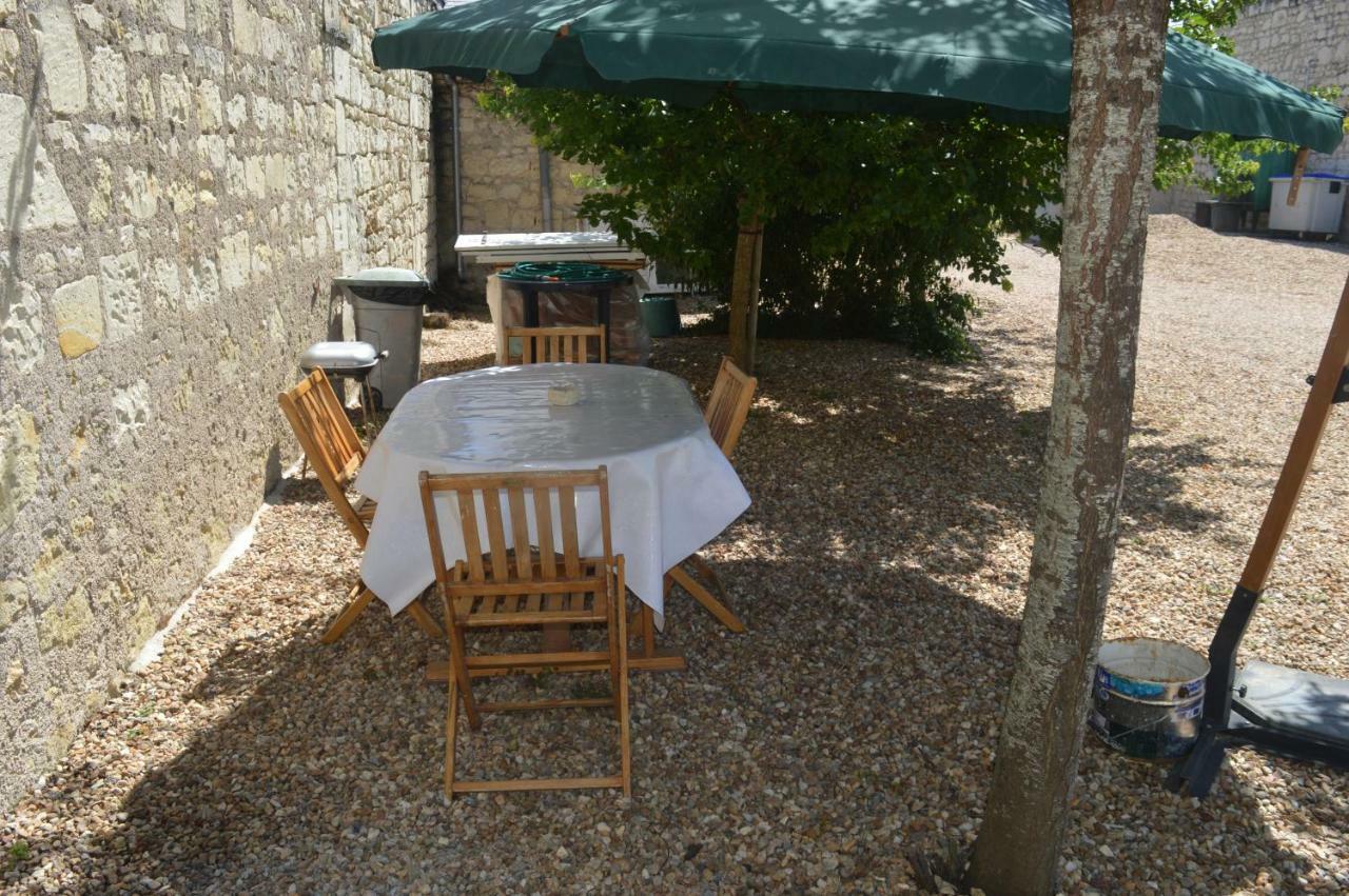 Dans Le Vignoble De Bourgueil Le Port Boulet